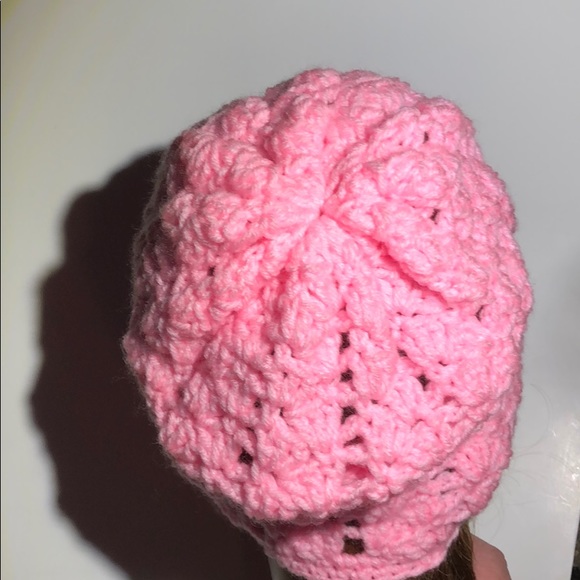 Pink winter beanie hat hand crochet adult or teen - Picture 4 of 5
